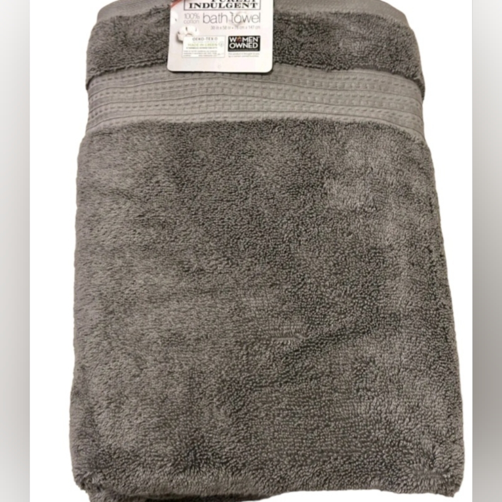 Purely Indulgent bath towels 30”X58” Gunmetal Gray Oeko-Tex NWT QUANTITY 2 Each